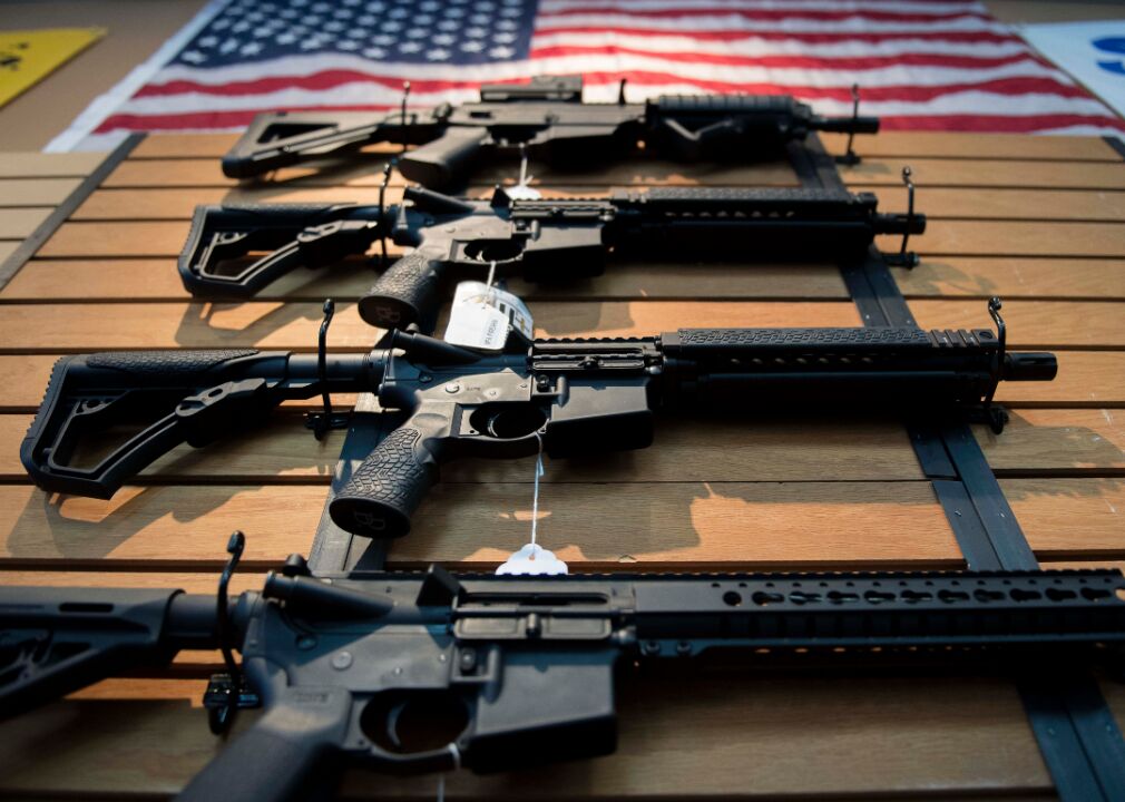 2013: NRA blocks assault weapon ban